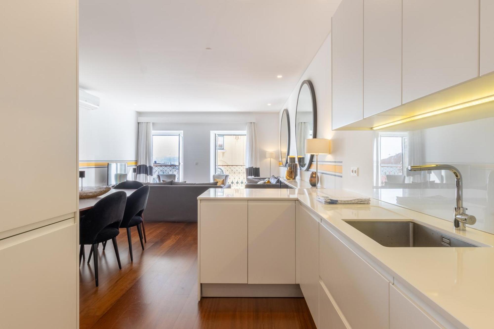 Spacious, Family Friendly 3br & 3wc. Ac/heating. * Lissabon