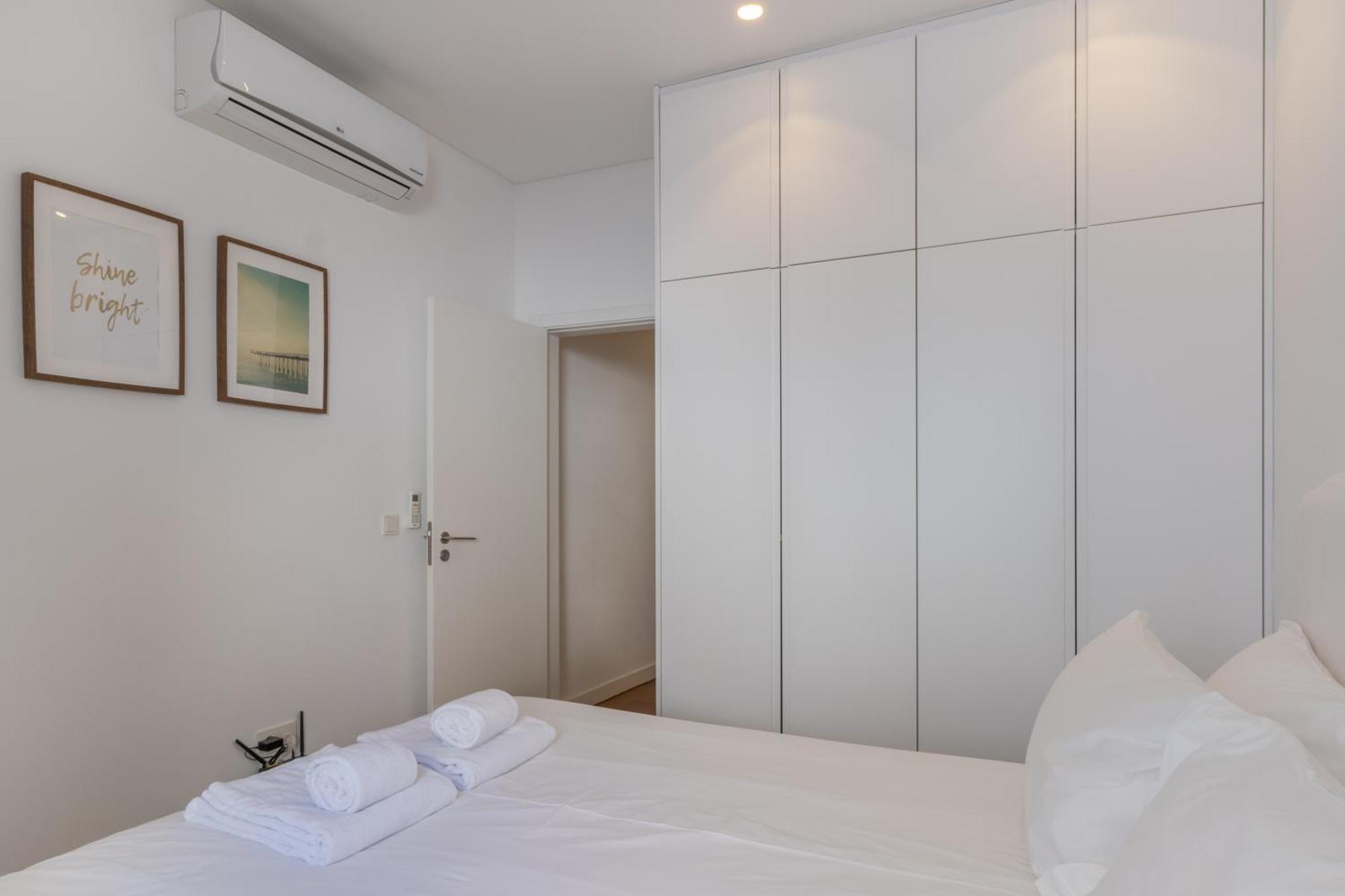 Apartment Spacious, Family Friendly 3br & 3wc. Ac/heating. Lissabon