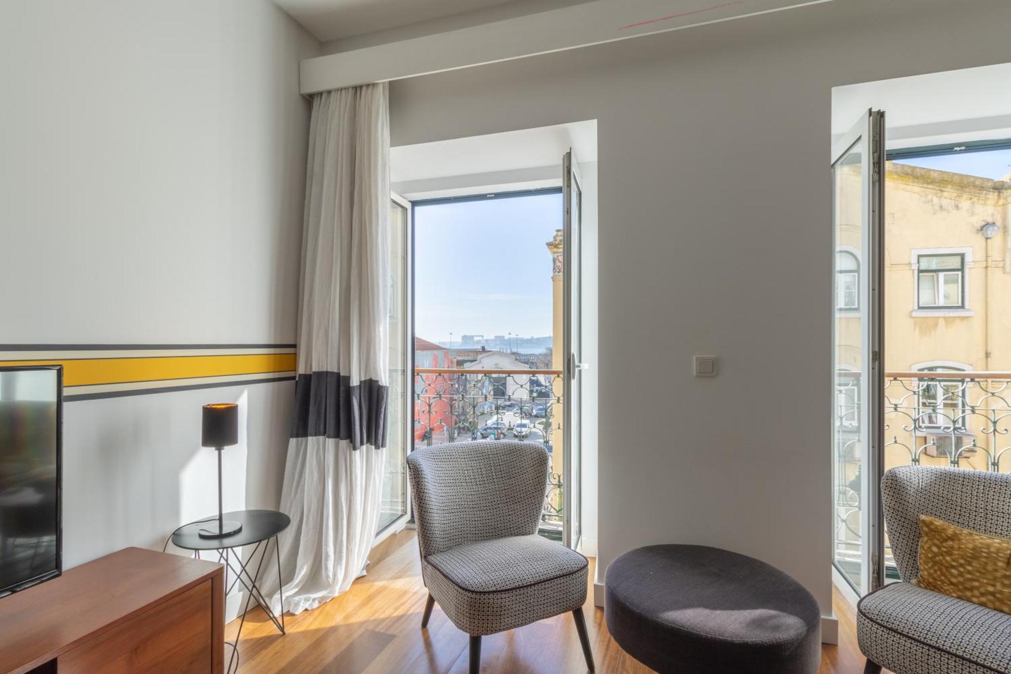 Spacious, Family Friendly 3br & 3wc. Ac/heating. * Lissabon