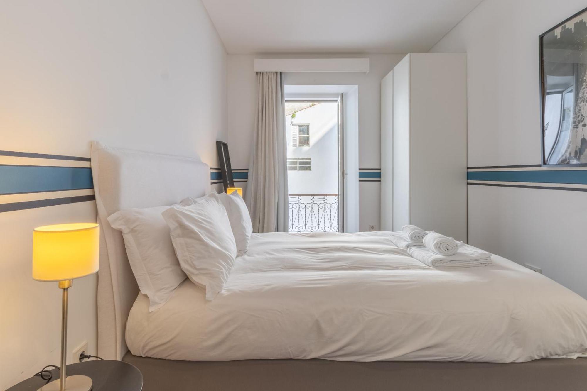 Spacious, Family Friendly 3br & 3wc. Ac/heating. Apartment Lissabon