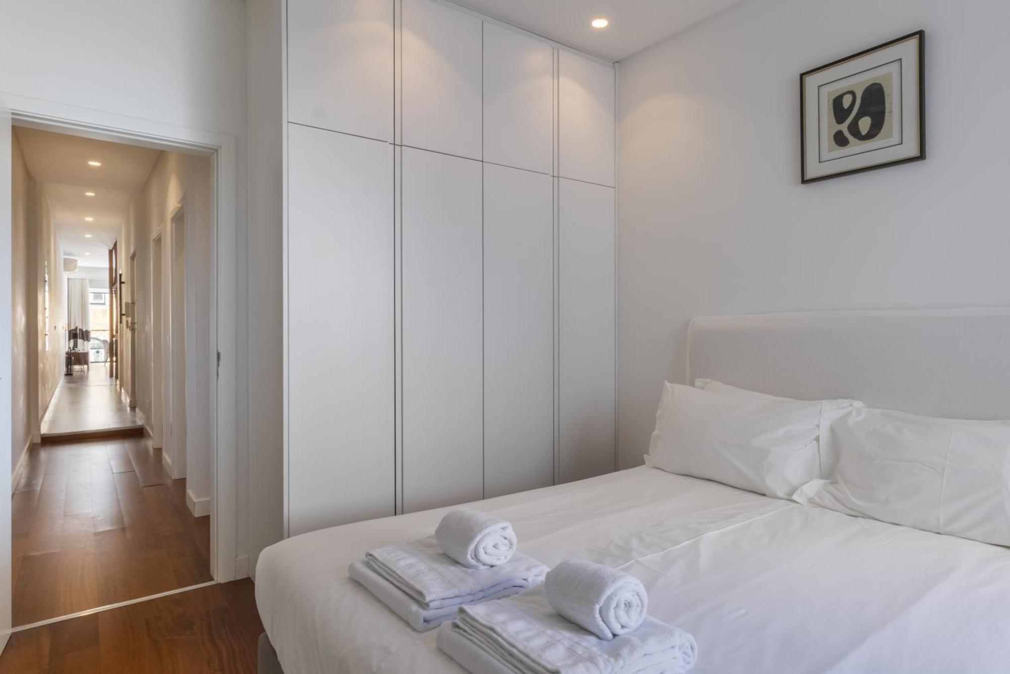 Spacious, Family Friendly 3br & 3wc. Ac/heating. Apartment Lissabon